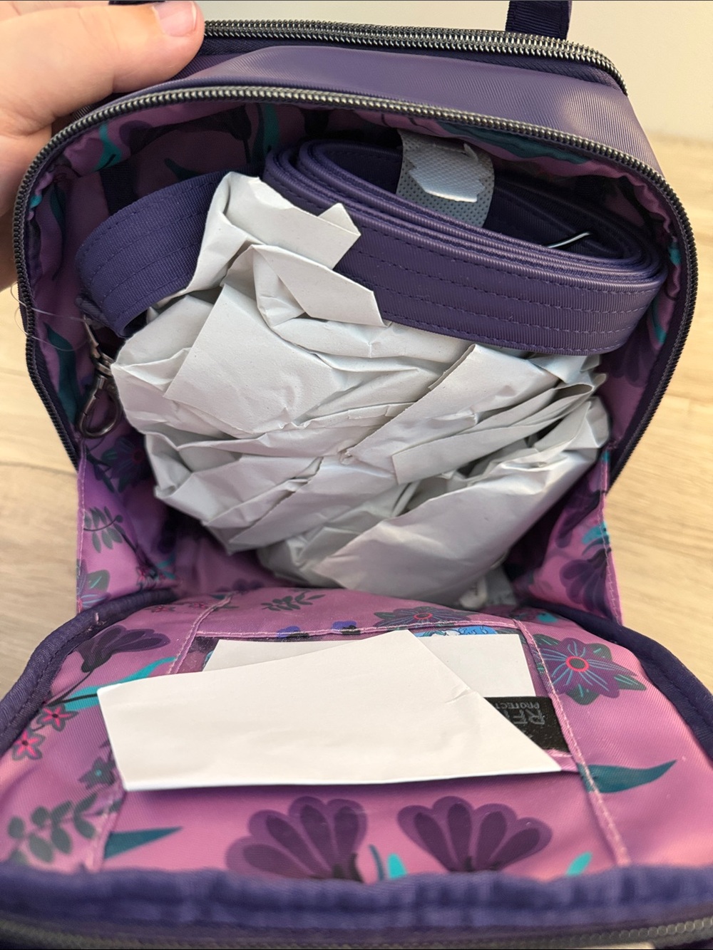 Lug Bumble Concord Purple Crossbody Tote - Compact Everyday Bag - NWT - Picture 3 of 5